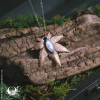 Collier d'Érable & Pierre de lune arc-en-ciel - Illustrations & Bijoux fantaisie ClairObscur Art
