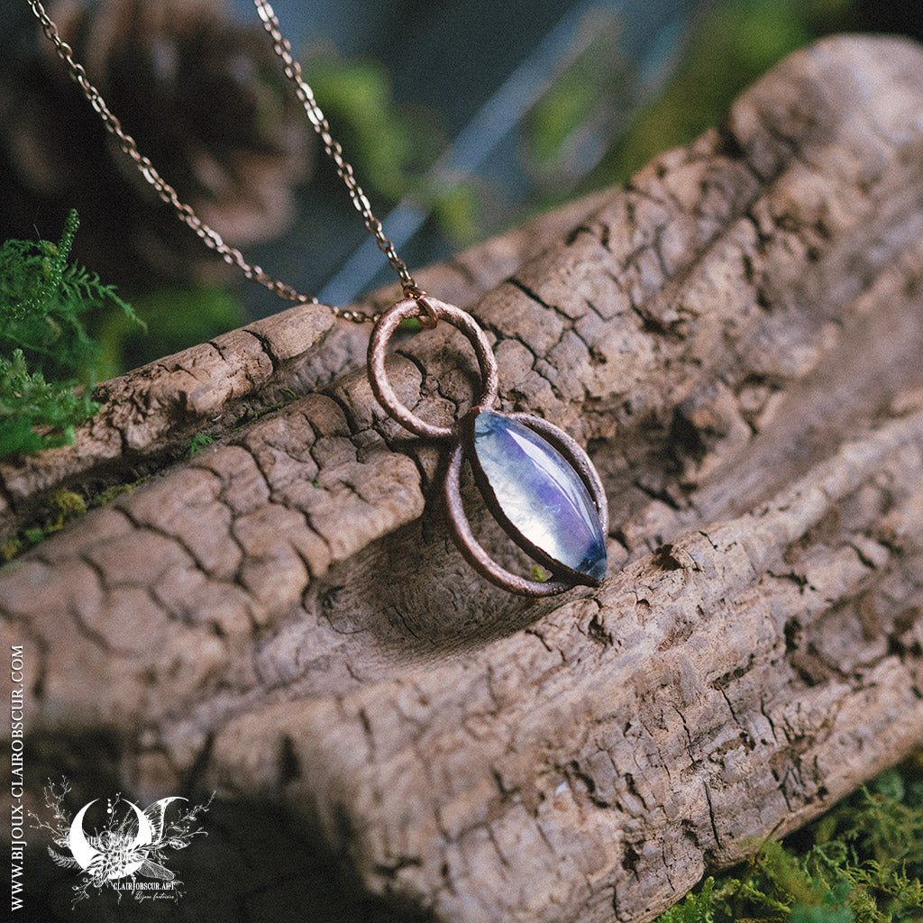 Collier Double Anneau Cuivre & Pierre de Lune Bleue - Illustrations & Bijoux fantaisie ClairObscur Art