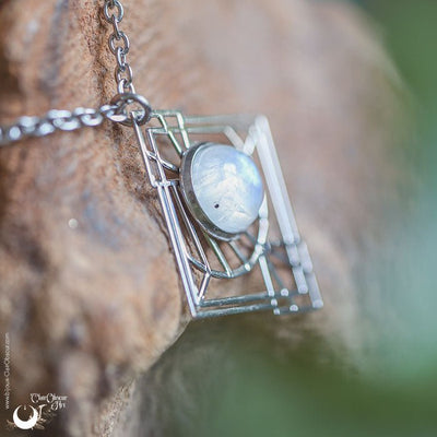 Collier "Dune" Pierre de Lune arc-en-ciel - Illustrations & Bijoux fantaisie ClairObscur Art