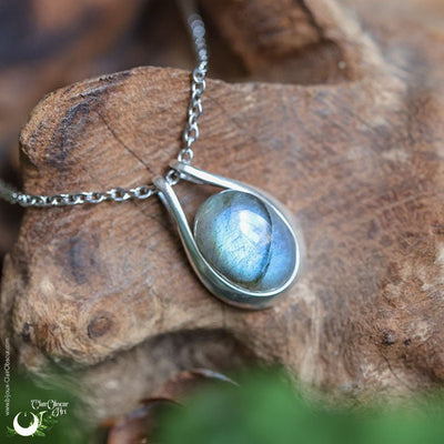 Collier "Éiréné " Labradorite en Argent 925 - Illustrations & Bijoux fantaisie ClairObscur Art