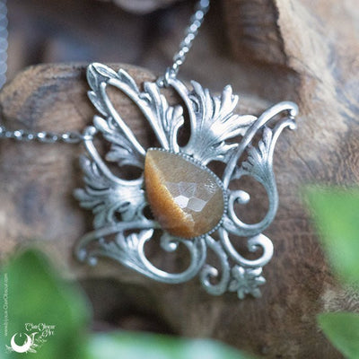 Collier Elfique "Elwing" Pierre de Soleil facettée, pièce unique - Illustrations & Bijoux fantaisie ClairObscur Art