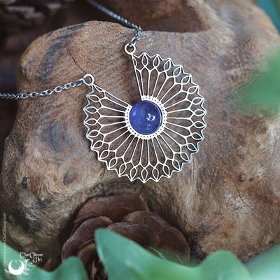 Collier fantaisie "Elendë" Tanzanite, pièce unique ! - Illustrations & Bijoux fantaisie ClairObscur Art