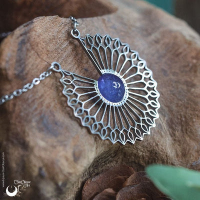 Collier fantaisie "Elendë" Tanzanite, pièce unique ! - Illustrations & Bijoux fantaisie ClairObscur Art