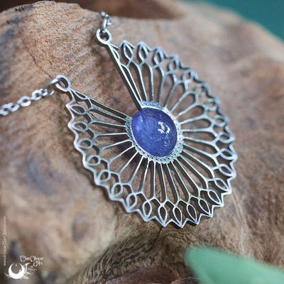 Collier fantaisie "Elendë" Tanzanite, pièce unique ! - Illustrations & Bijoux fantaisie ClairObscur Art