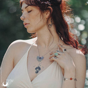 Collier fantaisie "Hélios" Tanzanite - Illustrations & Bijoux fantaisie ClairObscur Art