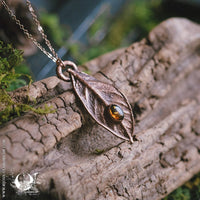 Collier Feuille de Buddleja & Ambre Baltique - Illustrations & Bijoux fantaisie ClairObscur Art