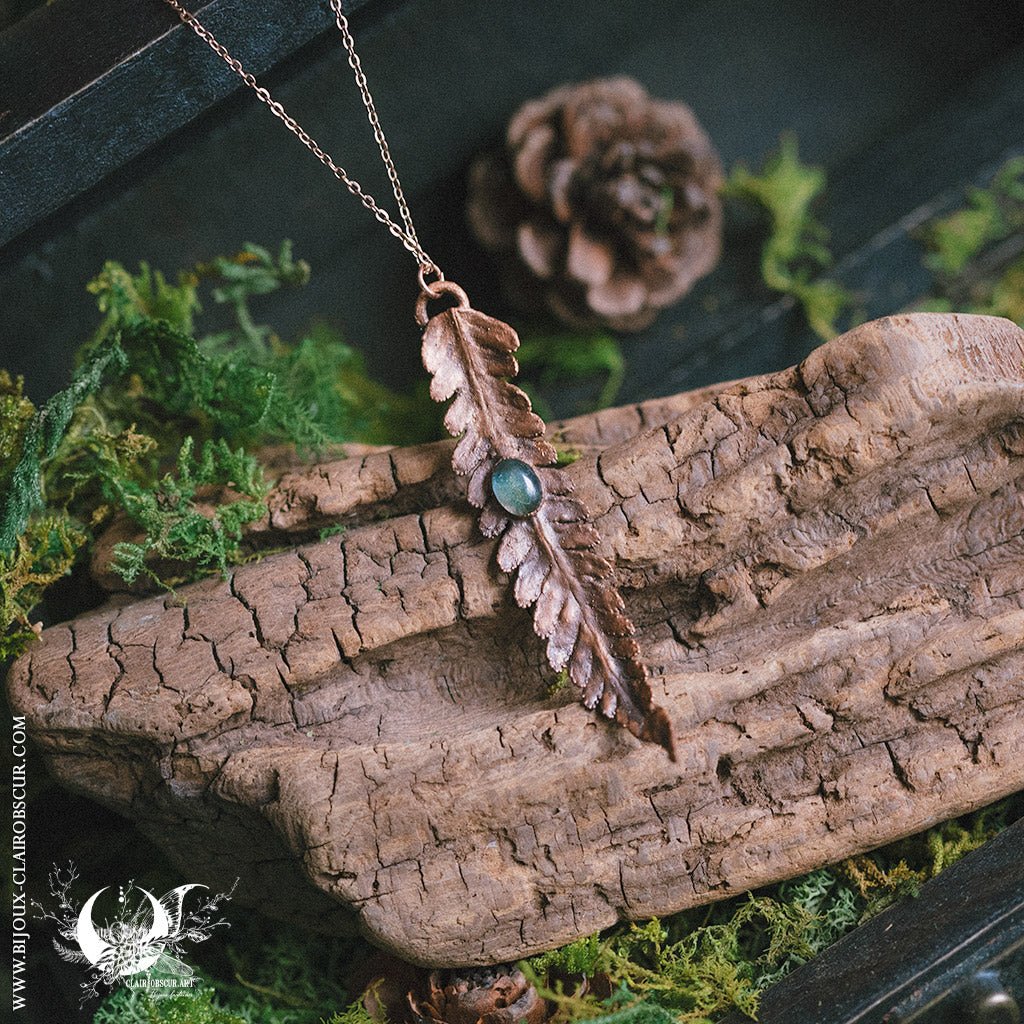 Collier Feuille de Fougère & Labradorite - Illustrations & Bijoux fantaisie ClairObscur Art