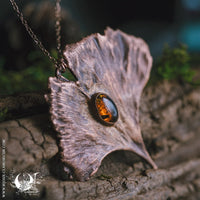 Collier Feuille de Ginkgo & Ambre Baltique - Illustrations & Bijoux fantaisie ClairObscur Art
