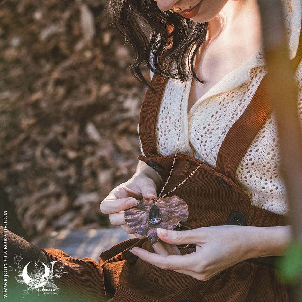 Collier Feuille de Lierre & Labradorite violette/brune - Illustrations & Bijoux fantaisie ClairObscur Art