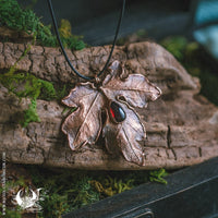 Collier Feuille d'Érable champêtre & Grenat - Illustrations & Bijoux fantaisie ClairObscur Art