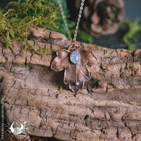 Collier Feuille d'Érable Champêtre & Pierre de Lune - Illustrations & Bijoux fantaisie ClairObscur Art