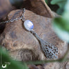 Collier "Héméra" Pierre de Lune arc - en - ciel, deux derniers exemplaires ! - Illustrations & Bijoux fantaisie ClairObscur Art