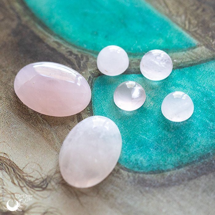 Collier "Leda" Quartz rose - Illustrations & Bijoux fantaisie ClairObscur Art