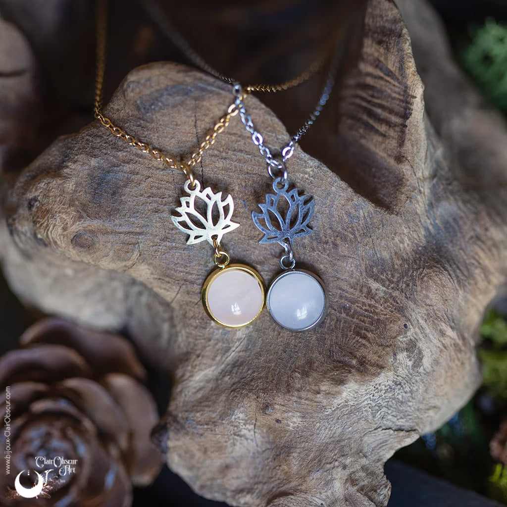 Collier "Lotus" pierre au choix