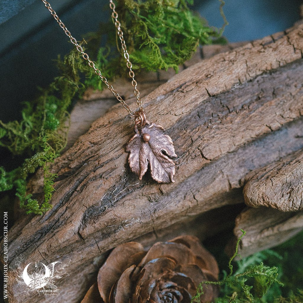 Collier mini Feuille de Figuier - Illustrations & Bijoux fantaisie ClairObscur Art