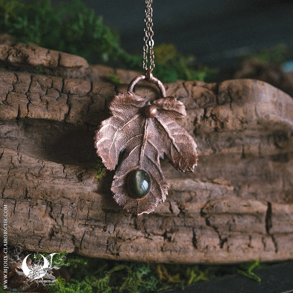 Collier mixte Feuille de Figuier & Obsidienne dorée - Illustrations & Bijoux fantaisie ClairObscur Art