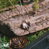 Collier Petite Feuille de Lierre Ondulé Électroformé - Illustrations & Bijoux fantaisie ClairObscur Art