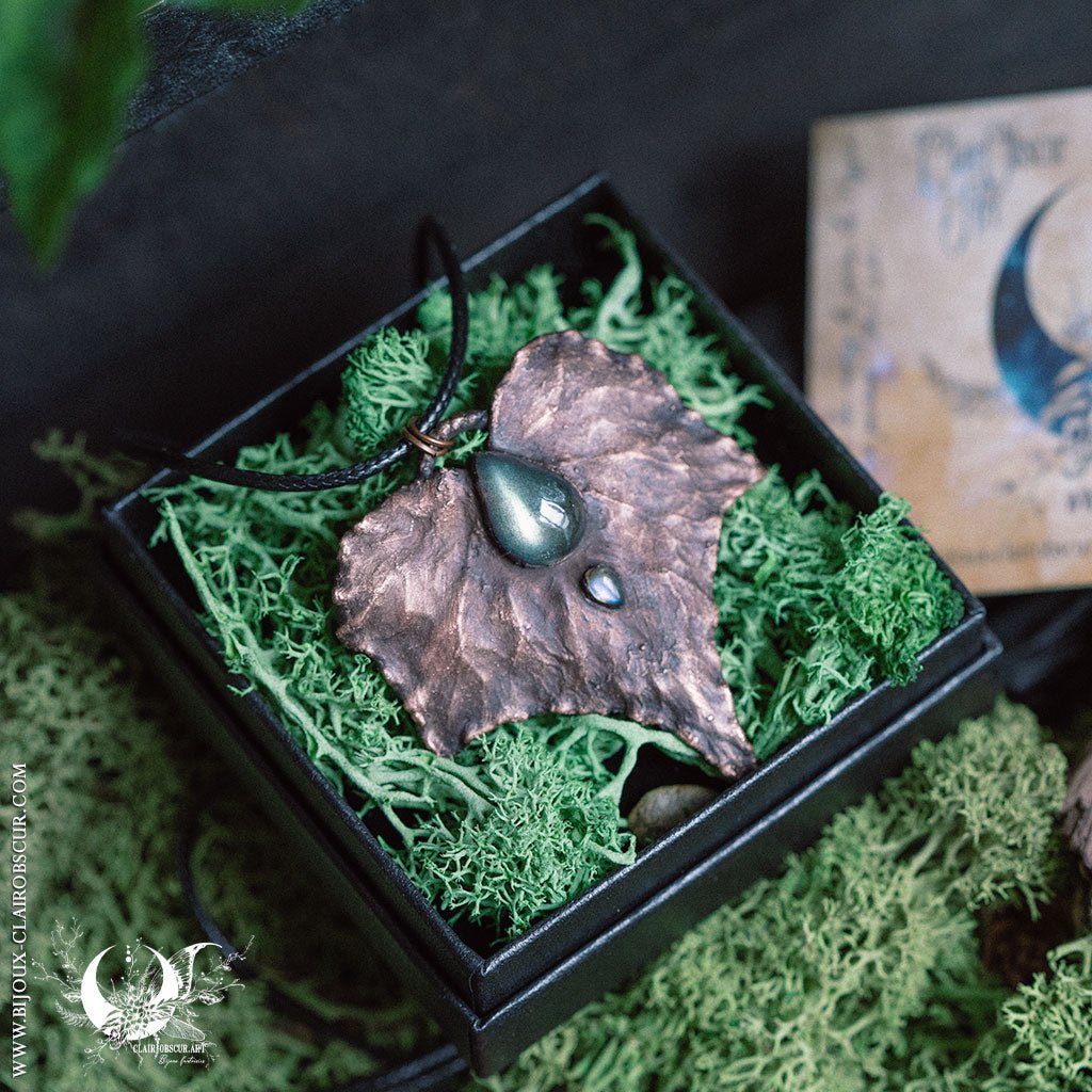 Feuille de Hêtre & Ambre de la mer Baltique - Illustrations & Bijoux fantaisie ClairObscur Art