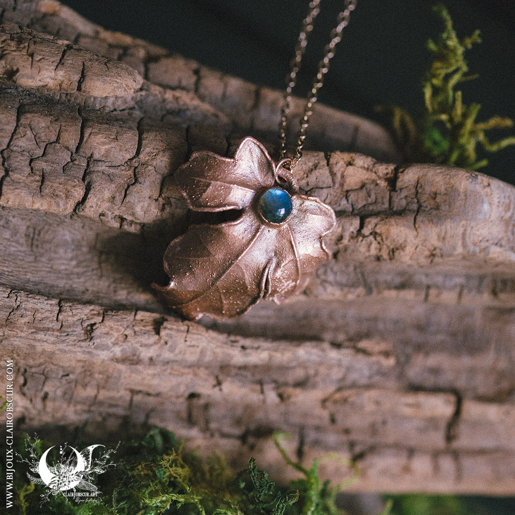 Collier Feuille d'Érable champêtre  & Labradorite