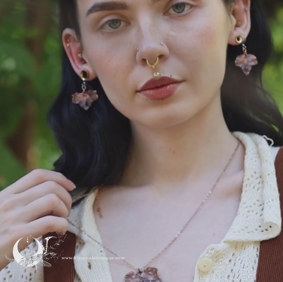Boucles d'oreilles Feuilles de Lierre & Grenat