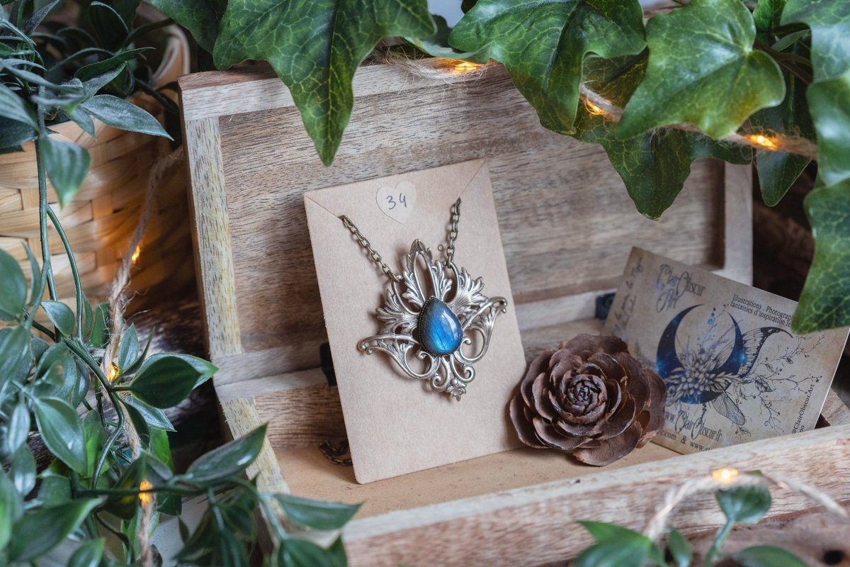 VENTE PRIVÉE D'AUTOMNE - Illustrations & Bijoux fantaisie ClairObscur Art