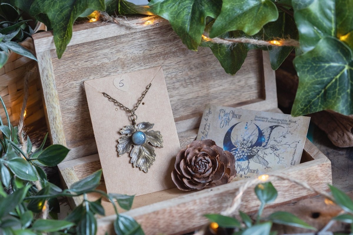 VENTE PRIVÉE D'AUTOMNE - Illustrations & Bijoux fantaisie ClairObscur Art