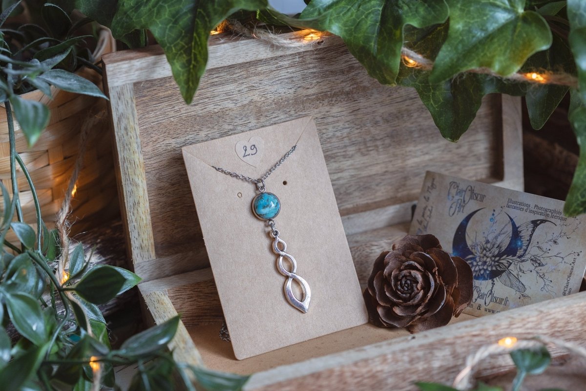 VENTE PRIVÉE D'AUTOMNE - Illustrations & Bijoux fantaisie ClairObscur Art