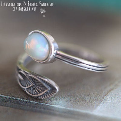 Bague "Plume" Opale ajustable, en Argent 925 - Précommande - Illustrations & Bijoux fantaisie ClairObscur Art