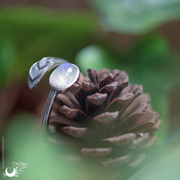 Bague pierre vert clair best sale