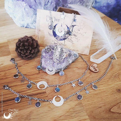 Bracelet Croissant de Lune et Labradorites facettées - Précommande - Illustrations & Bijoux fantaisie ClairObscur Art