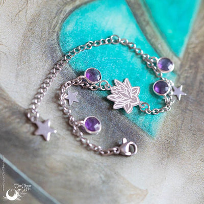 Bracelet "Lotus" Améthystes facettées ajustable - Illustrations & Bijoux fantaisie ClairObscur Art
