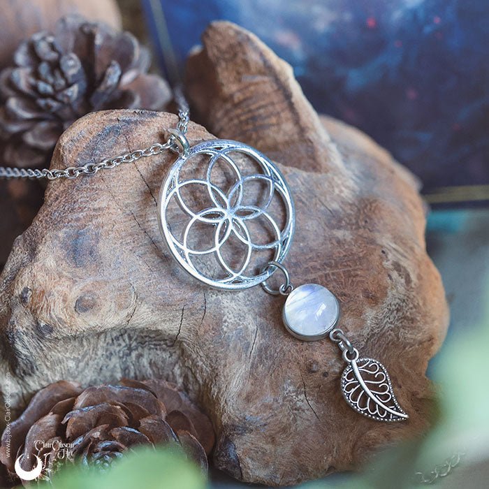 Collier "Fleur de Vie" Pierre de Lune Arc-en-ciel - Illustrations & Bijoux fantaisie ClairObscur Art