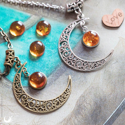 Collier "Luna" Ambre de la mer Baltique - Illustrations & Bijoux fantaisie ClairObscur Art